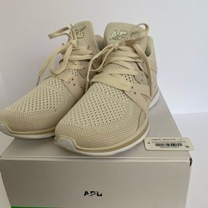 APL Athletic Propulsion Labs Women's Ascend